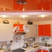 Натяжной потолок на кухне: дизайн потолка