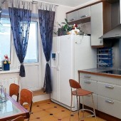 Кухня с балконом - дизайн интерьера