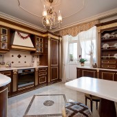 Квартира в классическом стиле от студии `АвКубе`