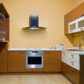 Угловая кухня с барной стойкой Адрия