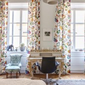 Рабочее место в спальне