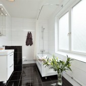 Черно-белая ванная комната