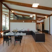 Функциональная кухня и столовая