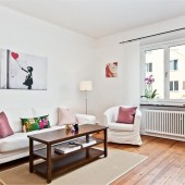 Интерьер квартиры с маленькой кухней, Швеция