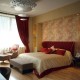 Спальня с красными акцентами