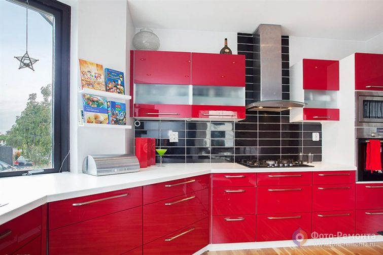  Красная кухня дизайн