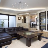 Интерьер большой квартиры в Москве от Александра Серова