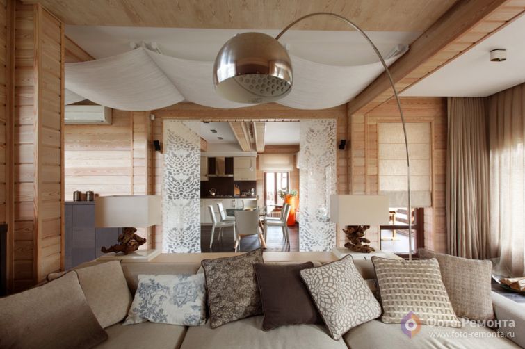  Интерьер гостиной в светлых тонах