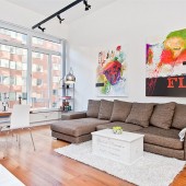 Дизайн двухкомнатной квартиры в белых тонах, 57 кв.м.