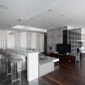 фото - Гостиная, вид на кабинет