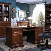 Компьютерный стол Соната в классическом стиле
