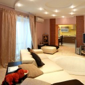 Гостиная, вид на кухню