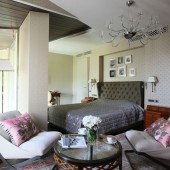 Светлая спальня