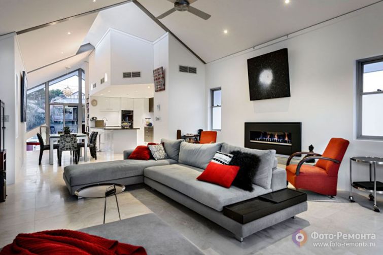 Интерьер большого дома в современном стиле