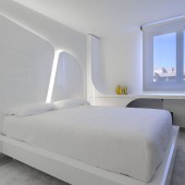 Светлая спальня