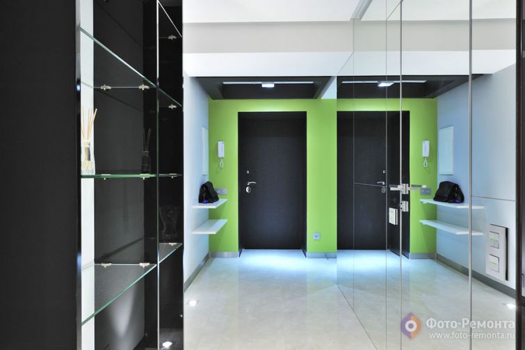  Оформление прихожей в стиле хай-тек