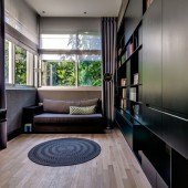 Домашний кабинет в темных тонах фото - дизайн интерьера
