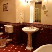 Красные ванные комнаты фото - дизайн интерьера