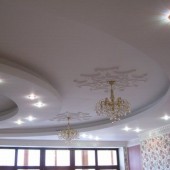 Потолок в гостиной, фото 9