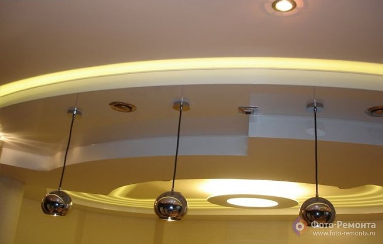 Потолок из гипсокартона в гостиной, фото 6