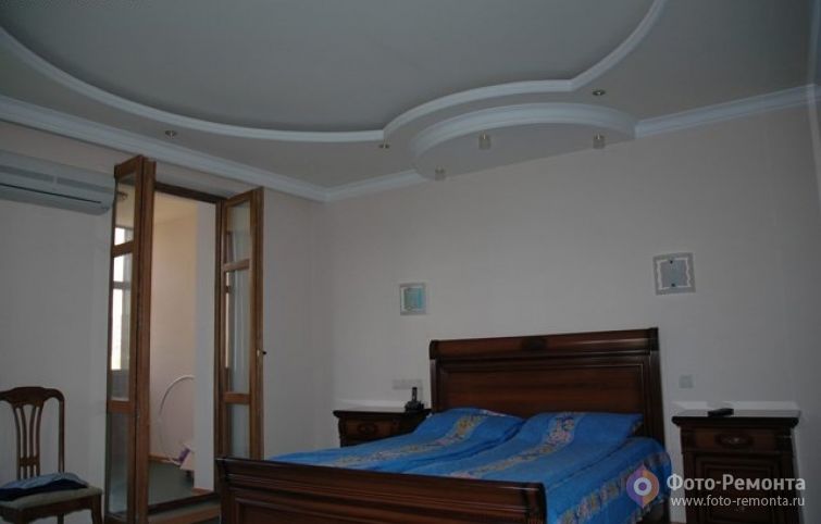 Потолок из гипсокартона в спальне, фото 15