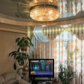 Дизайн натяжного потолка в гостиной, фото 15