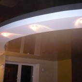 Черный комбинированный потолок на кухне, фото 23