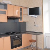 Кухня с выходом на балкон, фото 4