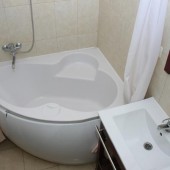 Ванная комната 4 кв.м. с угловой ванной, фото 2