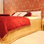 Красные спальни фото - дизайн интерьера