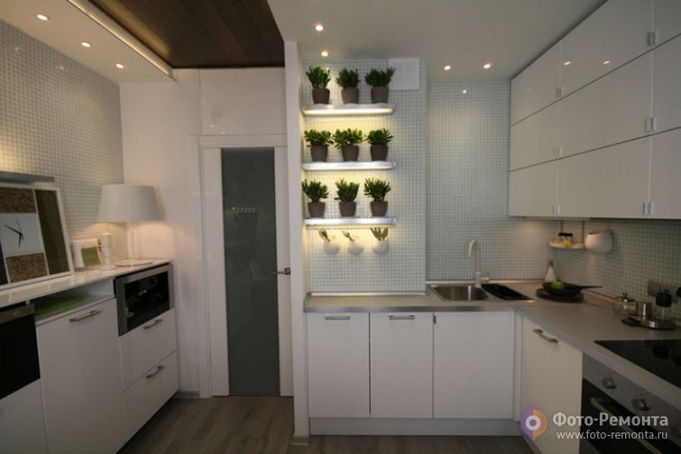  Интерьер кухни в маленькой квартире