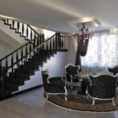 Лестница на второй этаж