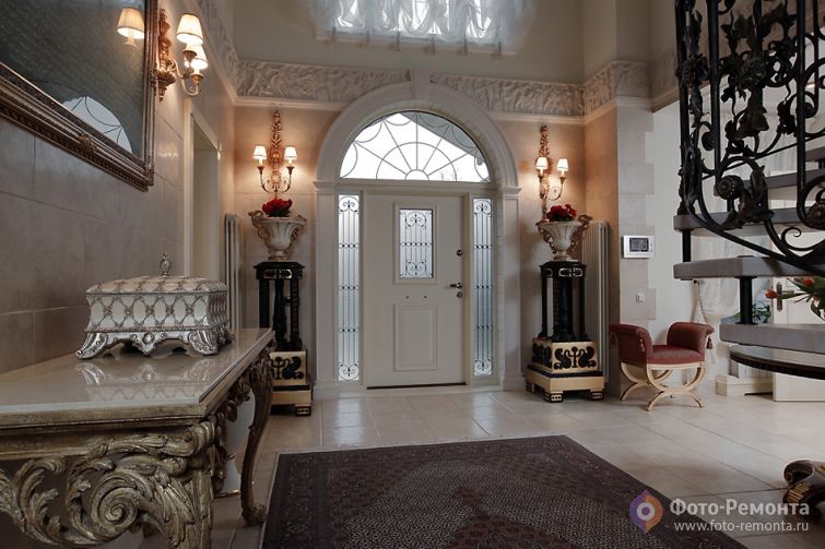  Классический ремонт прихожей