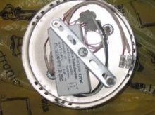 Установка люстры при помощи кронштейна