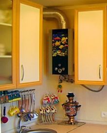 Газовая колонка в дизайне кухни