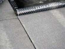 Укладка мягкой рулонной кровли