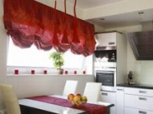 Оригинальный дизайн штор для современной кухни