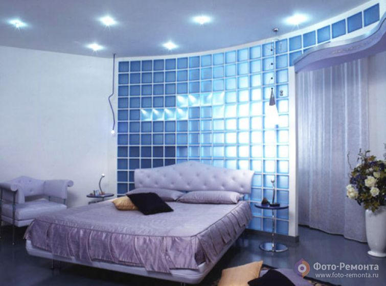 Перегородка из стеклоблоков – отличное решение для зонирования