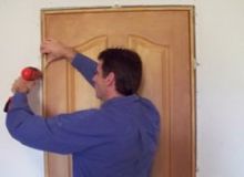 Как установить межкомнатные двери?